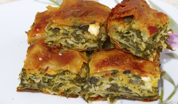 Зелник с коприва
